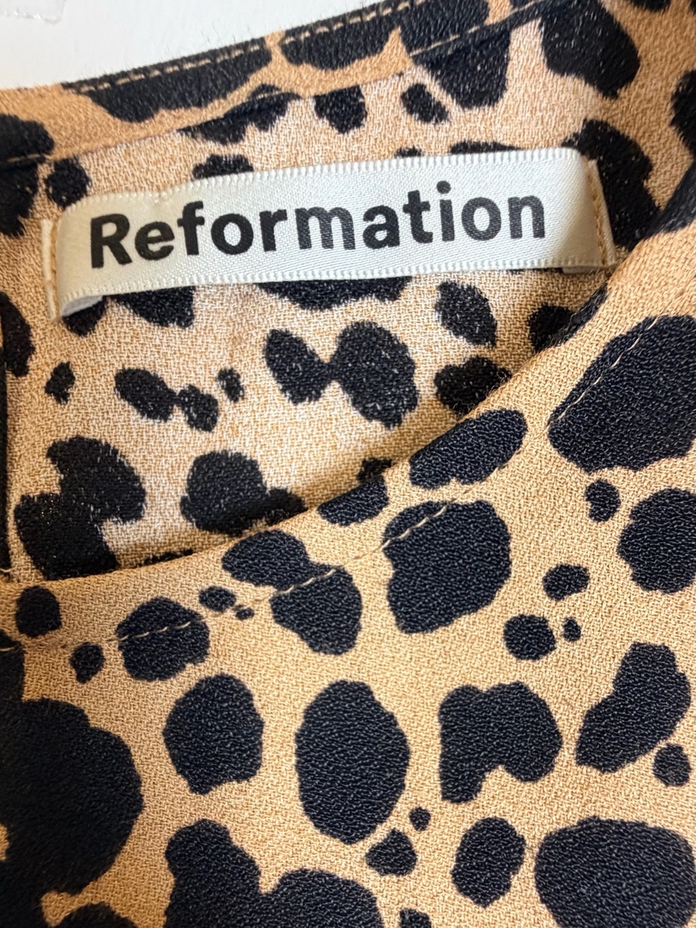 Reformation Leopard Print Midi Dress Size 8 Tan Black Long Sleeve Animal Print - Picture 6 of 7